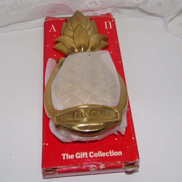 Vintage Avon Solid Brass Pineapple Hospitality Door Knocker, New in Package - Picture 3 of 5